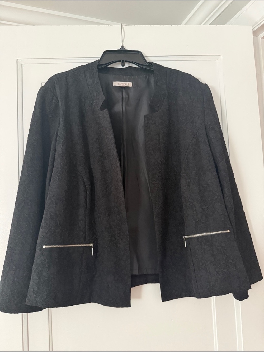 Roz & Ali Black Textured Light Blazer Women’s Plus Size 1X Open Front Career